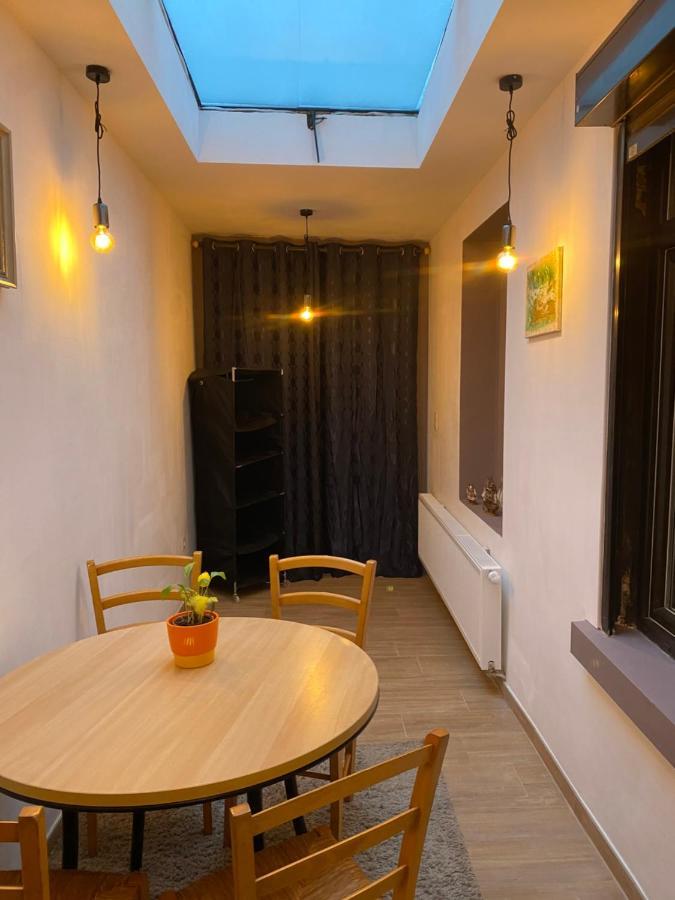 Superbe Appartement Charleroi Ngoại thất bức ảnh